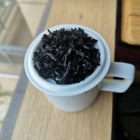 郁江牌金花六堡茶 黑褐油润陈香纯正黑茶 味陈醇厚汤色深红明亮