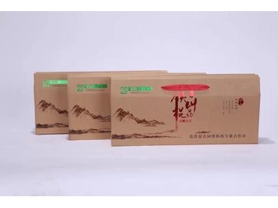 批发零售温县垆土铁棍山药批发零售同泽绿色礼盒净重6斤一盒起邮图1