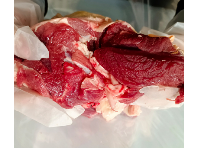 内蒙古去骨羊腿肉批发新鲜带皮羊肉5斤一袋内蒙羊肉无骨批发图3