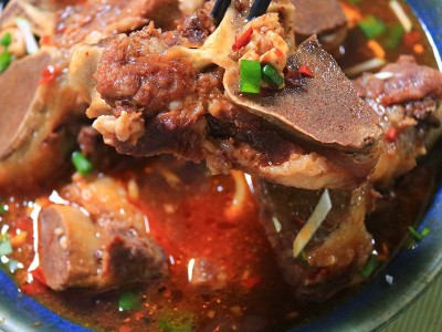 新鲜冷冻牛脊骨商用牛骨头新鲜带肉大骨头牛肉新鲜带肉牛蝎子批发图4