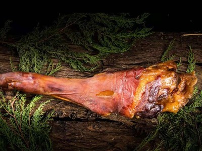 腊猪腿 烟熏传统 腊肉 熏制 家乡味道 厂家销售图4