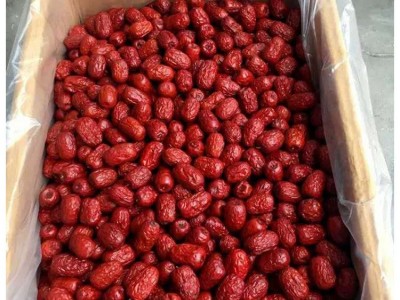 新疆红枣20斤散装特产若羌灰枣大中小枣子整箱免洗零食大红枣批发图2