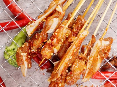 批发油炸烧烤排骨小肉串中街夜市冰鲜小串冷冻半成品排骨肉串图4
