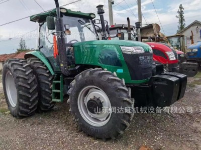 常发2204马力四驱拖拉机 大马力四轮拖拉机 旋耕犁地农用拖拉机图1