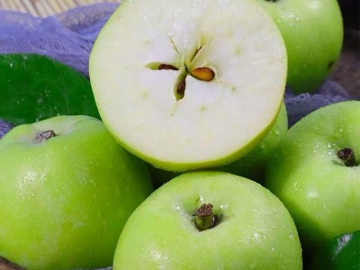 应季批发平果现摘青苹果水果新鲜脆甜酸甜苹果孕妇当季  2件起批图1