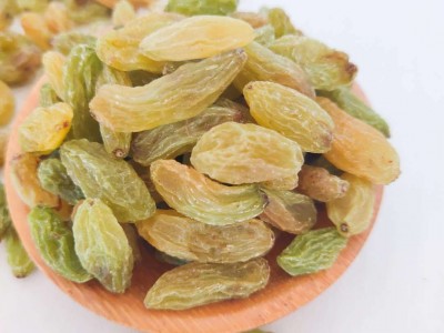 新疆特产提子葡萄干个大均匀肉质饱满酸甜可口 500g袋装   2袋起批图2
