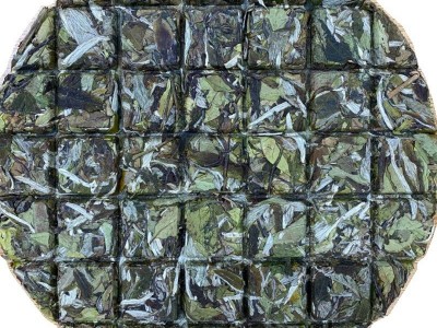 既知白牡丹格子饼150克2017年福鼎牡丹白茶叶荒野紧压老白茶图1