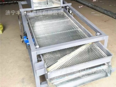 手扶拖拉机配套地膜覆盖机 四轮车带喷药覆膜机 起垄铺膜机图5