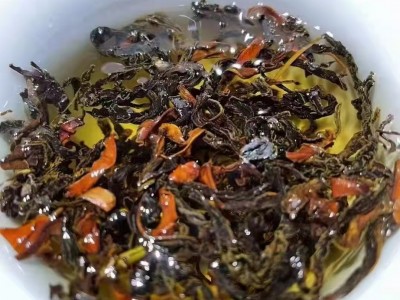 云南古树野生红茶散装批发花果蜜香凤庆野生古树晒红茶叶市场直销图4