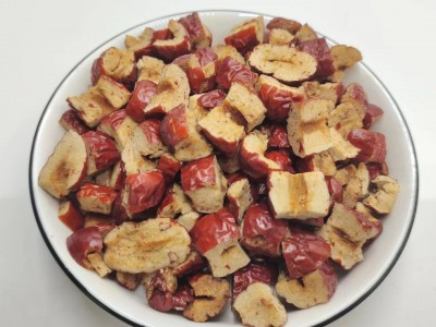 鲜枣丁红枣粒酥脆甜加工枣片红枣干颗粒批发馅料用枣粒包邮图5