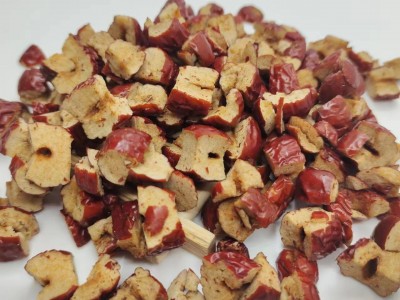 鲜枣丁红枣粒酥脆甜加工枣片红枣干颗粒批发馅料用枣粒包邮图3