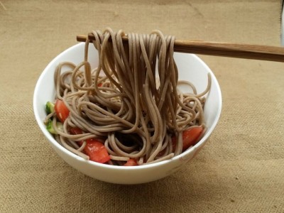华统荞麦面鲜面条粗粮面条杂粮面条速食拉面食品非挂面400克图4
