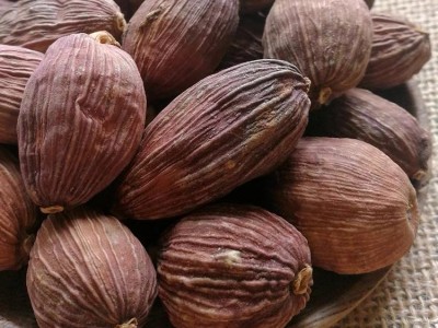 云南特产正宗草果大个头无烟电烤炭烤草果卤料大料香料香浓浓香图3