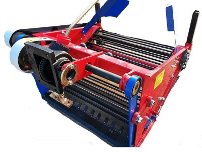 马铃薯根茎果实收割机 农用薯类收获车小型自动大蒜收获机图5