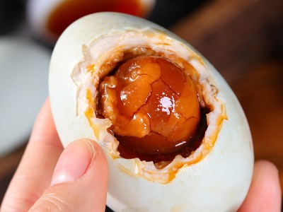 北海厂家直销北部湾恋潮海鸭蛋红树林流油咸鸭蛋20枚礼盒一件代发图3