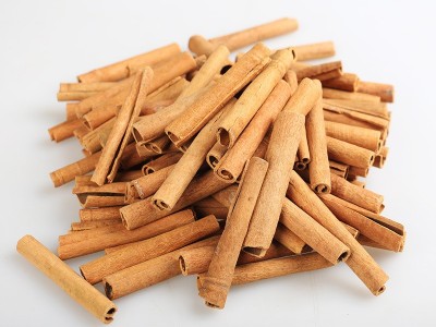 广西烟桂500g产地直供桂皮粉散装批发去皮肉桂烟桂五香特产商用图3