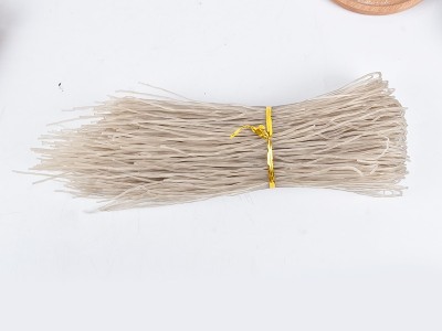 散装粉条 红薯山芋地瓜细粉丝东北炖粉条网红食品酸辣粉原料批发图3