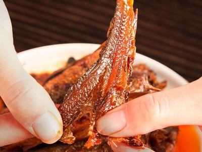 湖南特产非遗湘味鱼香辣手撕鱼休闲小零食即食鱼干火培鱼罐装批发图4