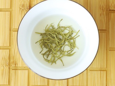 英顺茶 金奖 英顺飘雪 茉莉花茶2025新茶叶八窨图3