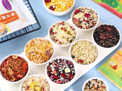 30日五谷杂粮粥礼盒粗粮早餐八宝粥原料每日膳食营养粥福利批发图2