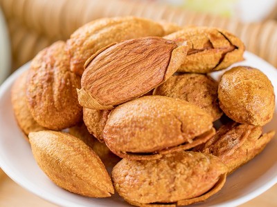 巴旦木扁桃仁整箱/坚果零食特产批发10斤一箱/散装/诚招代理图3