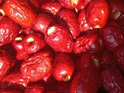 新疆去核红枣灰枣若羌枣小中大个无核枣软空心枣奶枣原料20斤整箱图2