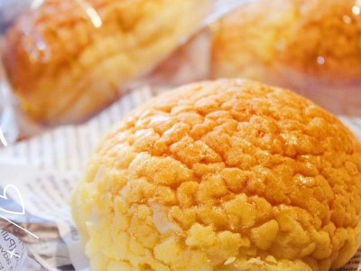 港式菠萝包整箱夹心菠萝包菠萝味即食面包休闲零食手撕面包批发图4