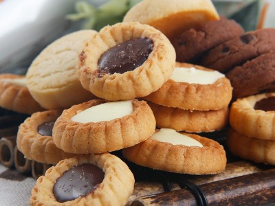 波路梦普奇曲奇饼干芝士黄油巧克力软香小饼干网红小包装休闲零食图2