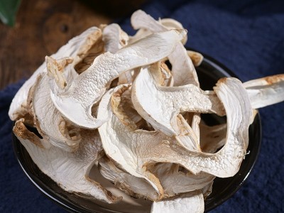 2024人工白松茸干货云南特产批发松茸干片食用菌菇煲汤食材1Kg图4