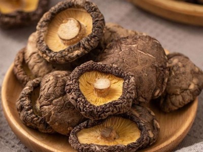 【无干燥剂】香菇干袋装农家干香菇当季蔬菜蘑菇日晒新鲜肉厚无根图2