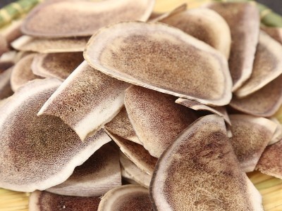 批发现货鹿角片东北鹿茸片整枝切片鹿血片红粉白粉滋补佳品材图3