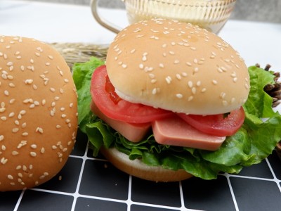 汉堡胚面包胚汉堡包营养早餐即食胚整箱批发商用奶香软面包糕点图4