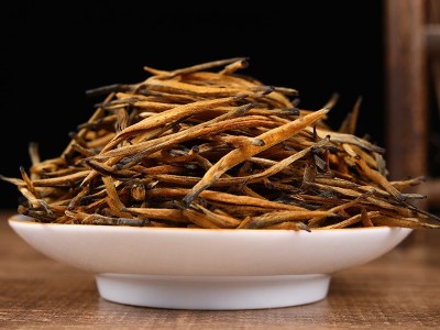 2023年头春云南大金针密香凤庆滇红茶批发大树红茶散装浓香型茶叶图2