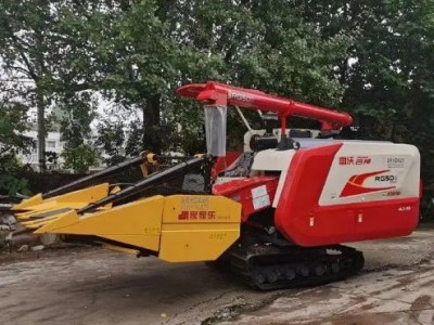 五丰 玉米小麦大豆艾草收割四轮拖拉机前置割台收割机图5