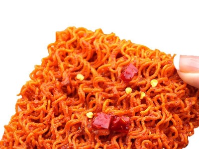 创味喵80后怀旧爆辣干脆面整箱装儿时回忆香爆脆零食休闲小吃食品图5