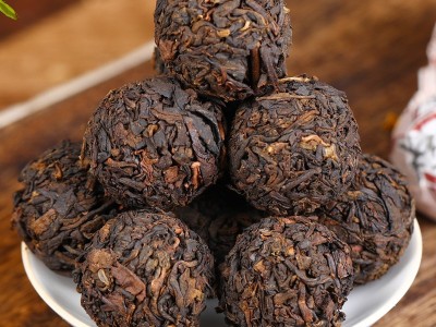 厂家批发熟茶龙珠普洱勐海纸盒装120克古树茶陈香陈韵普洱茶饼图4