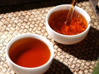 厂家批发熟茶龙珠普洱勐海纸盒装120克古树茶陈香陈韵普洱茶饼图2