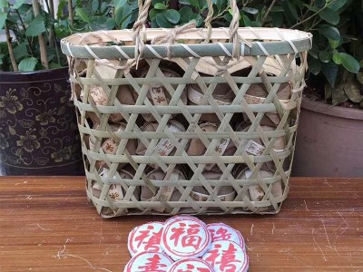 厂家批发 竹箩装迷你小茶饼 普洱生茶勐海味七子饼672克图4