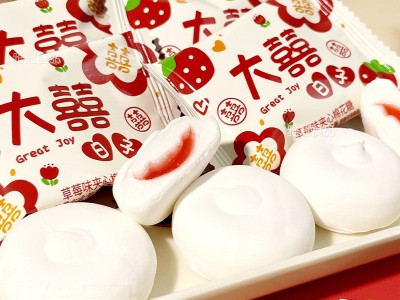 雪可滋大喜日子草莓夹心棉花糖爆浆软糖订婚糖结婚喜糖果零食批发图3