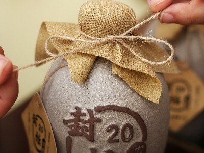 源头白酒厂家52度六坛装纯粮高粱浓香型封坛老酒陈酒整箱批发图2