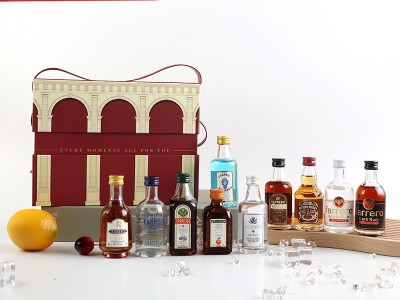 迷你白兰地威士忌洋酒套装厂家夜市摆摊便利店调酒小酒版礼盒款图4