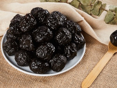 厂家新疆天山乌梅散装果脯蜜饯休闲零食水果干大果乌梅干凉果批发图3