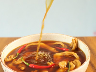 龙岩醋泡泡鸭爪清香鸭掌卤味小零食鸭脚解馋特产厂家批发即食香辣图3