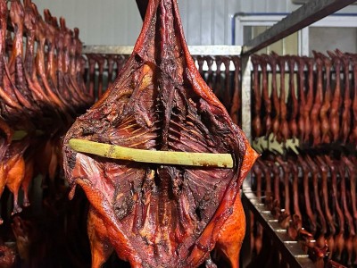 腊板鸭腊肉餐饮农家烟熏正宗麻辣袋装特产食品整箱图4